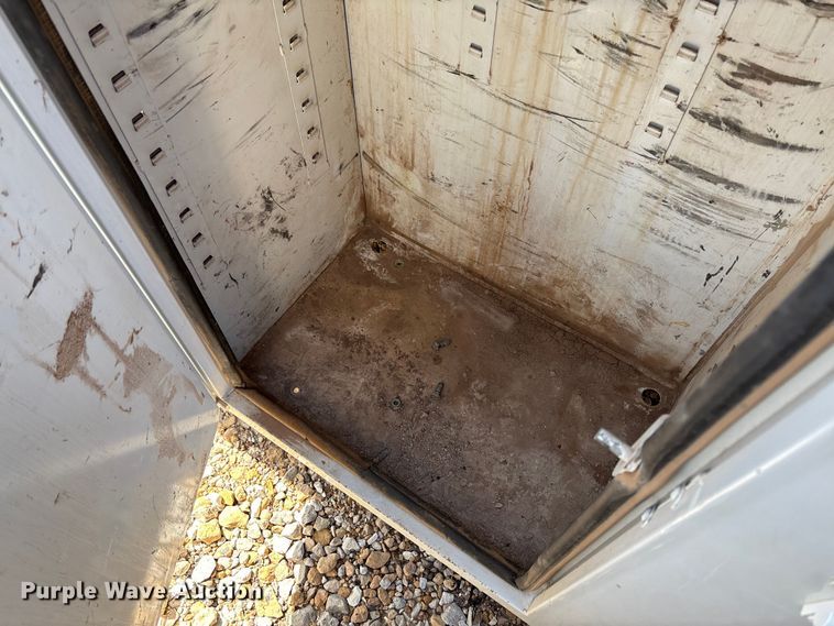 image for item FB3250 Altec digger derrick bed