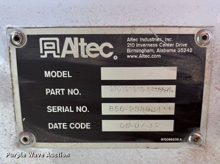 image for item FB3250 Altec digger derrick bed