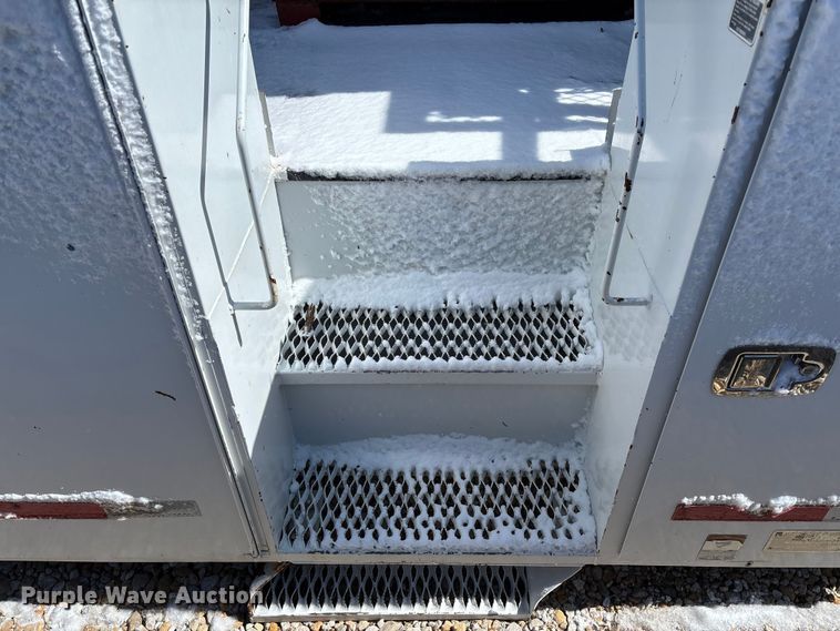 image for item FB3250 Altec digger derrick bed