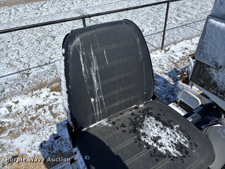 image for item FB3250 Altec digger derrick bed