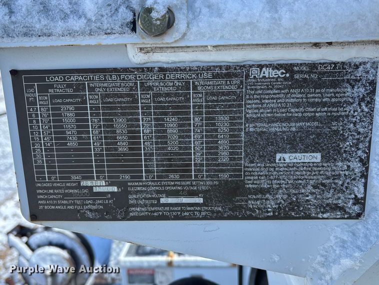 image for item FB3250 Altec digger derrick bed