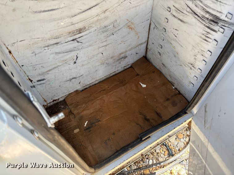 image for item FB3251 Altec digger derrick bed