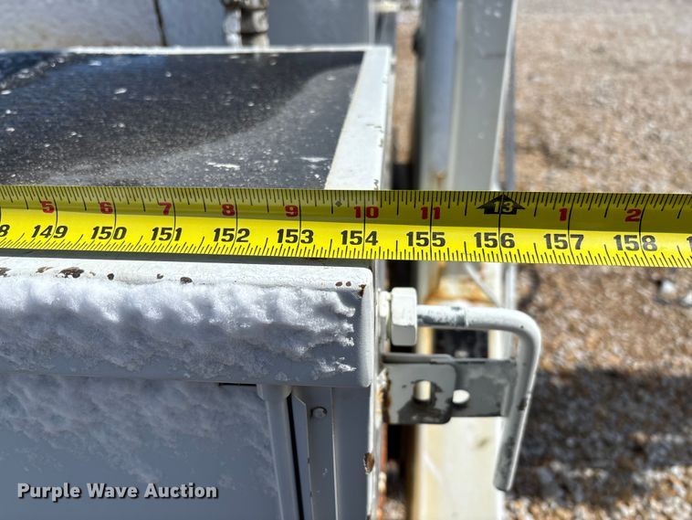 image for item FB3251 Altec digger derrick bed