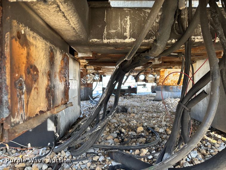 image for item FB3252 Altec digger derrick bed