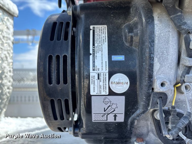 image for item FB3253 2016 Ford F550 utility / service truck