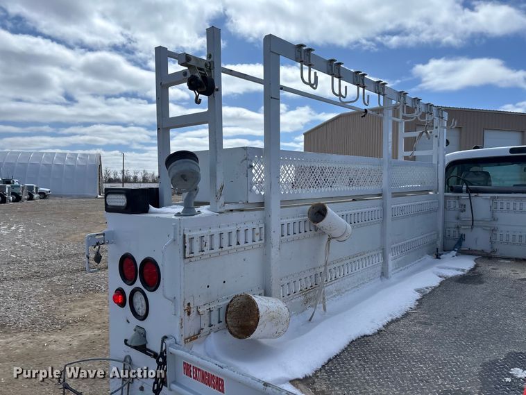 image for item FB3253 2016 Ford F550 utility / service truck