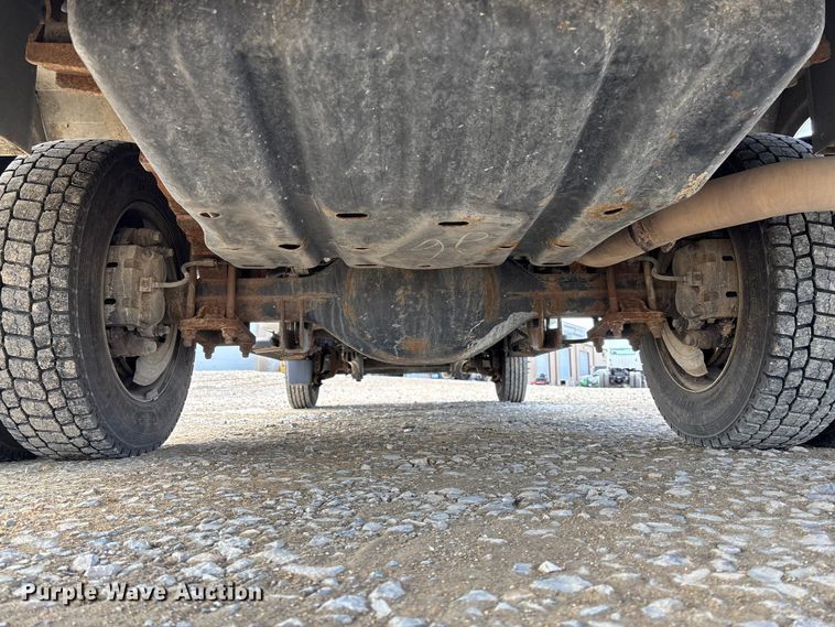 image for item FB3253 2016 Ford F550 utility / service truck