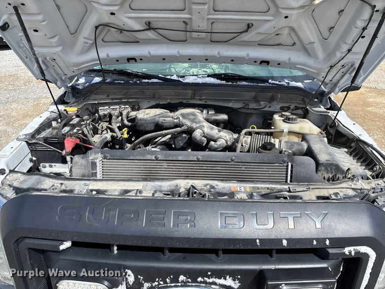 image for item FB3253 2016 Ford F550 utility / service truck