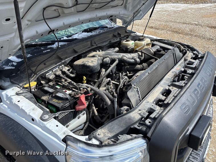 image for item FB3253 2016 Ford F550 utility / service truck