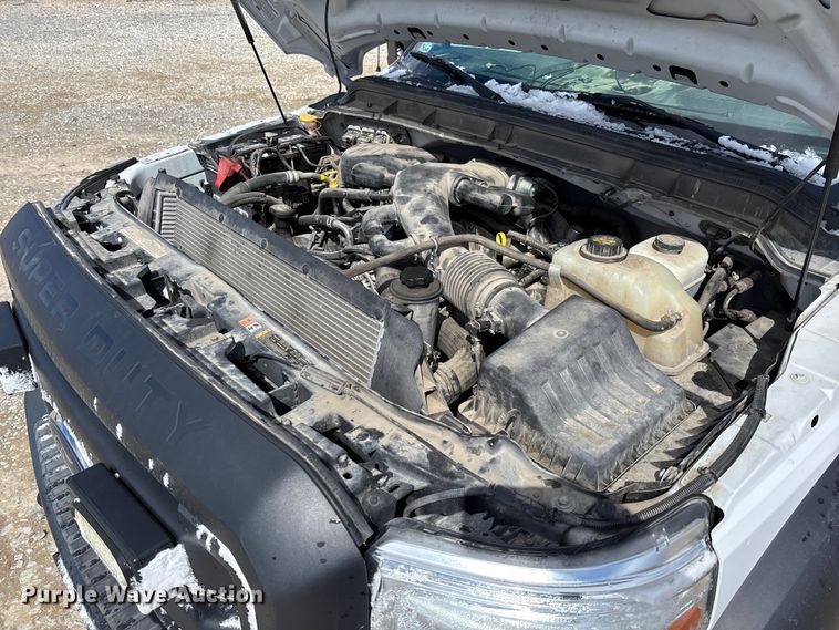 image for item FB3253 2016 Ford F550 utility / service truck