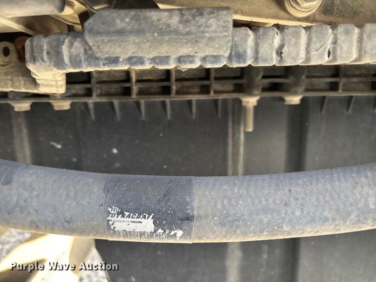 image for item FB3264 2019 Peterbilt 579 semi truck