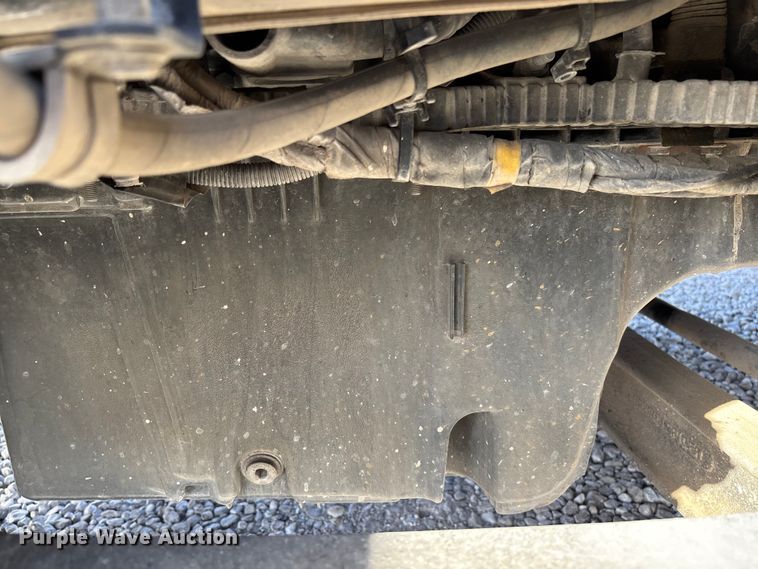 image for item FB3265 2019 Peterbilt 579 semi truck