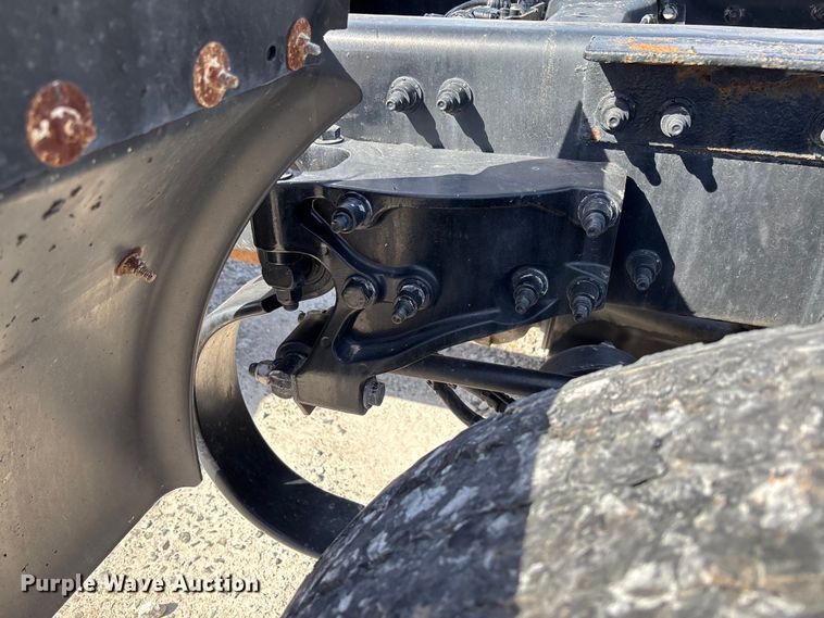 image for item FB3267 2019 Peterbilt 579 semi truck