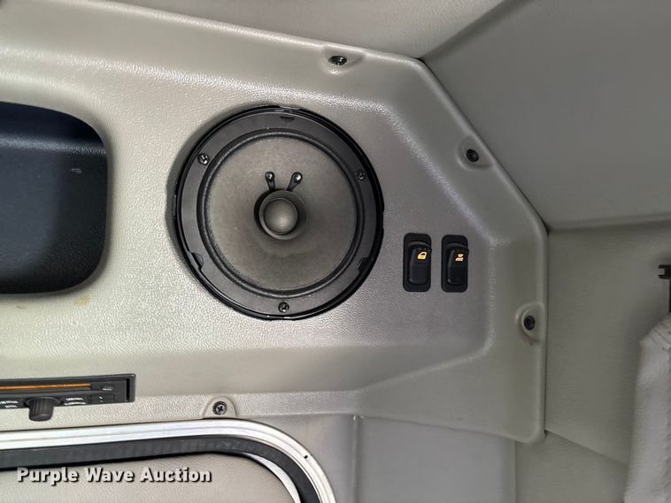 image for item FB3267 2019 Peterbilt 579 semi truck