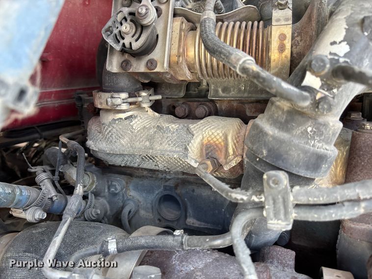 image for item FB3267 2019 Peterbilt 579 semi truck