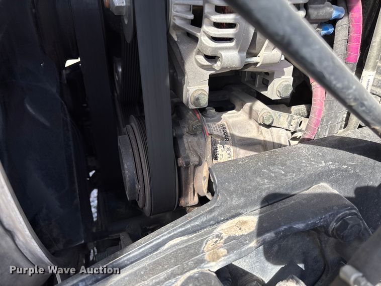 image for item FB3267 2019 Peterbilt 579 semi truck