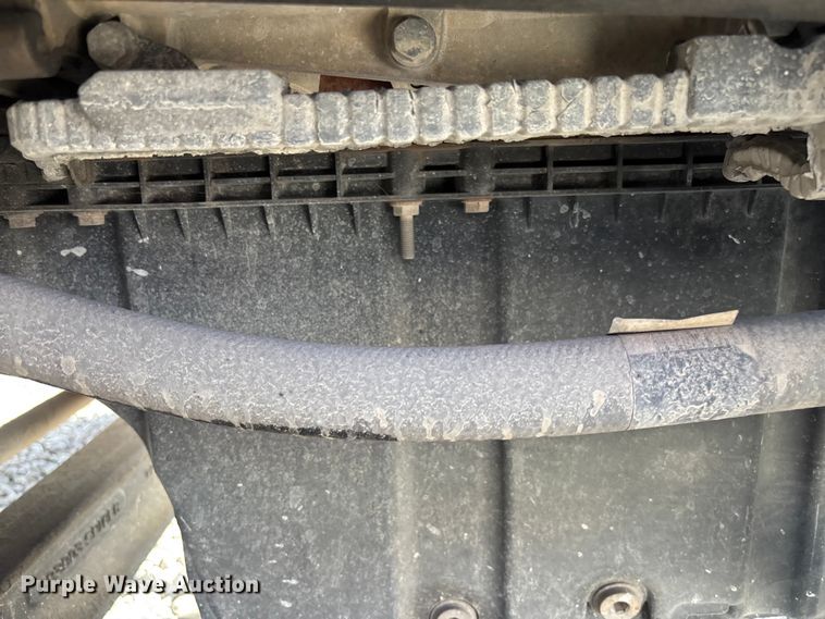 image for item FB3268 2019 Peterbilt 579 semi truck