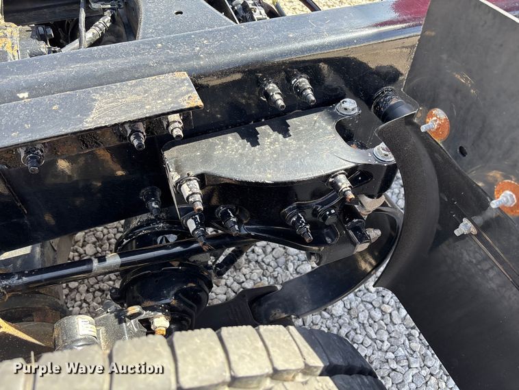 image for item FB3269 2017 Peterbilt 579 semi truck