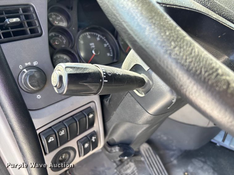 image for item FB3269 2017 Peterbilt 579 semi truck