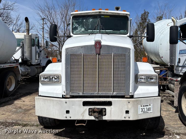 image for item FB3271 2005 Kenworth T800 ready mix truck