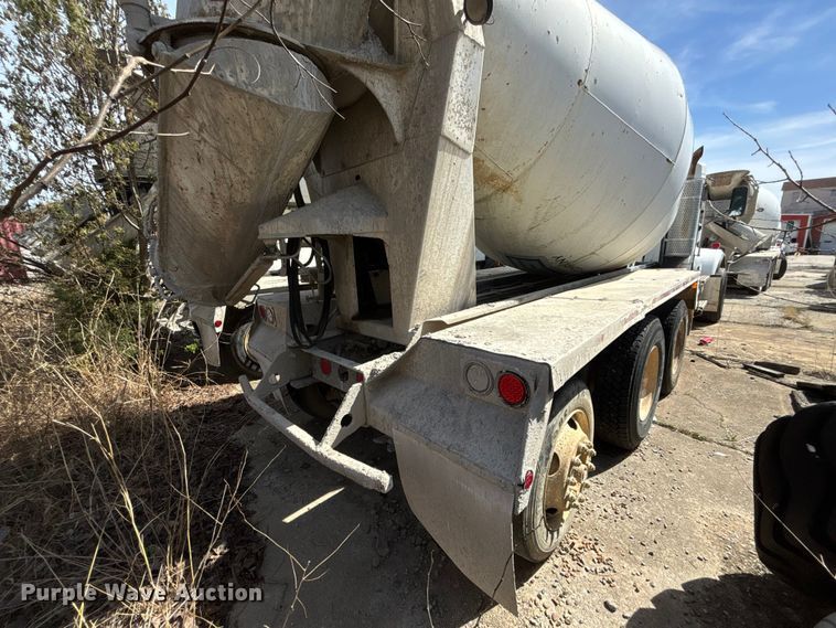 image for item FB3271 2005 Kenworth T800 ready mix truck