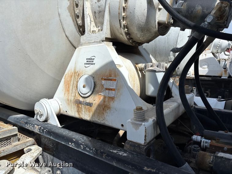 image for item FB3271 2005 Kenworth T800 ready mix truck