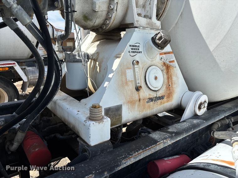 image for item FB3271 2005 Kenworth T800 ready mix truck