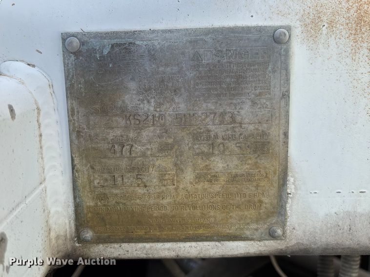 image for item FB3271 2005 Kenworth T800 ready mix truck