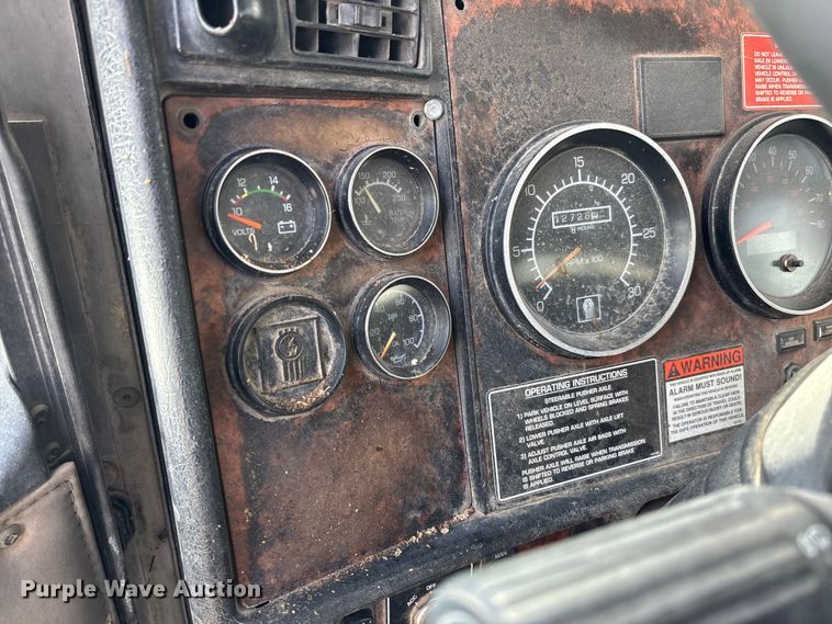 image for item FB3271 2005 Kenworth T800 ready mix truck