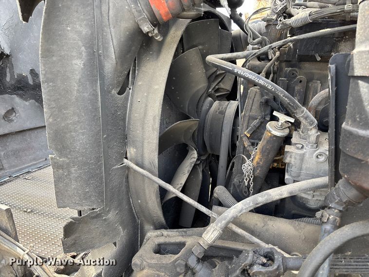 image for item FB3271 2005 Kenworth T800 ready mix truck