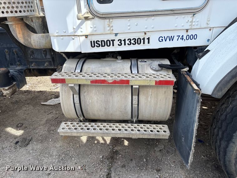 image for item FB3272 2009 Kenworth T800 ready mix truck