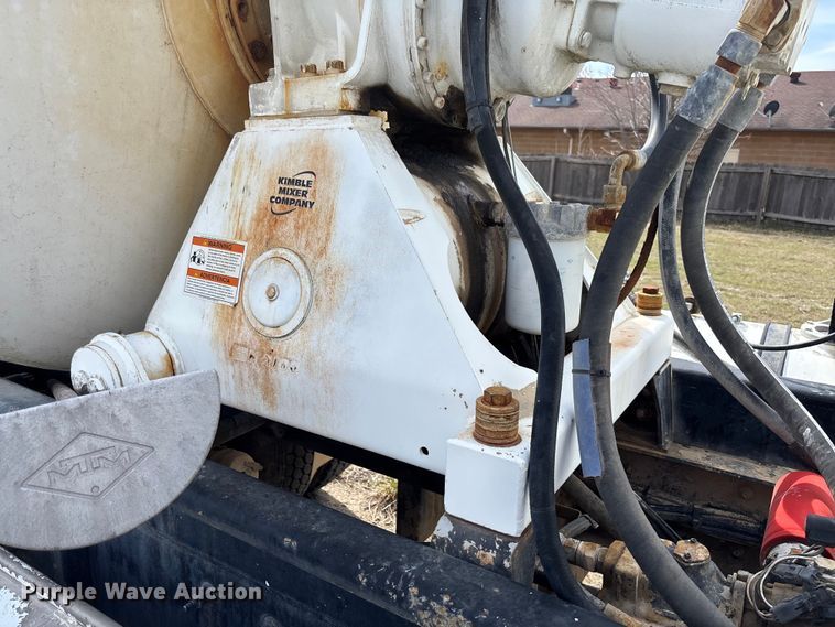 image for item FB3272 2009 Kenworth T800 ready mix truck