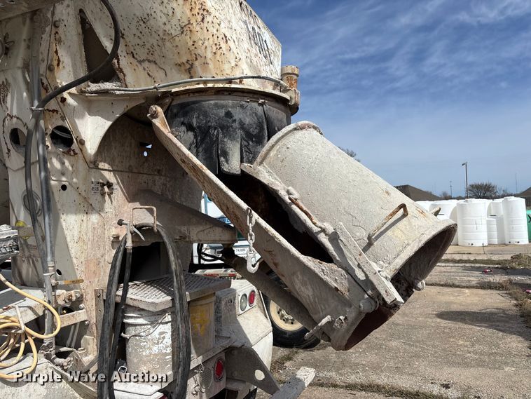 image for item FB3272 2009 Kenworth T800 ready mix truck