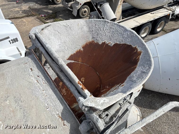 image for item FB3272 2009 Kenworth T800 ready mix truck