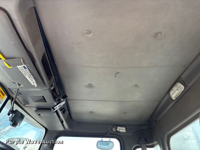 image for item FB3272 2009 Kenworth T800 ready mix truck