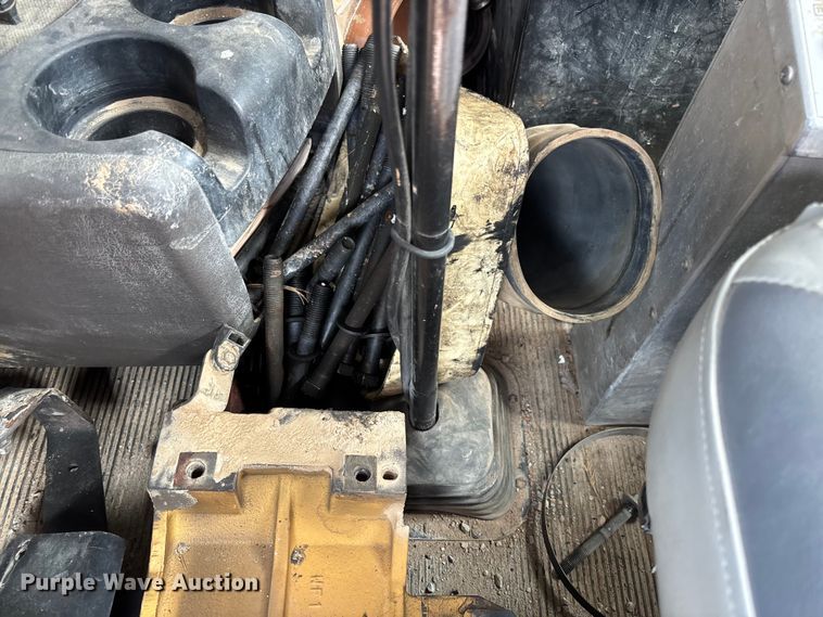 image for item FB3272 2009 Kenworth T800 ready mix truck