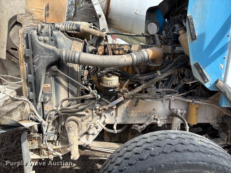 image for item FB3272 2009 Kenworth T800 ready mix truck