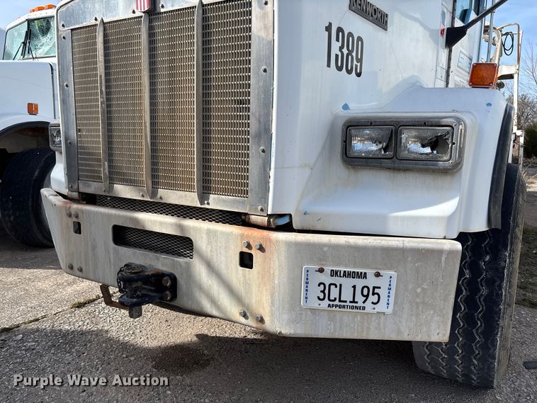 image for item FB3273 2004 Kenworth T800 ready mix truck