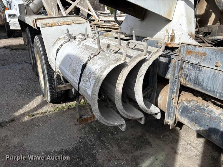 image for item FB3273 2004 Kenworth T800 ready mix truck