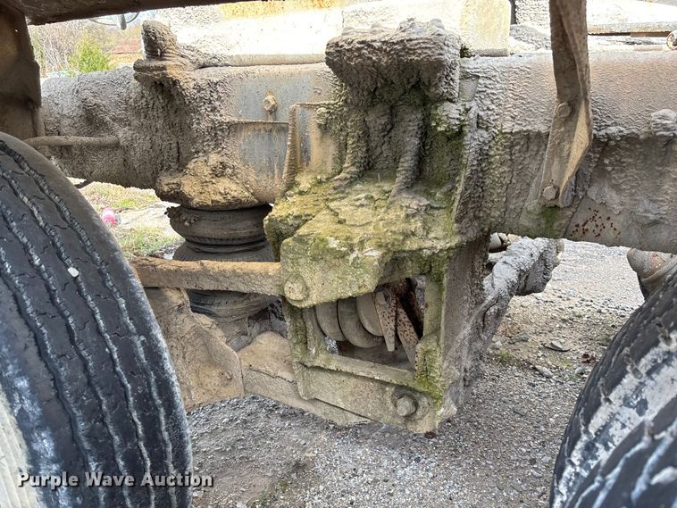 image for item FB3273 2004 Kenworth T800 ready mix truck