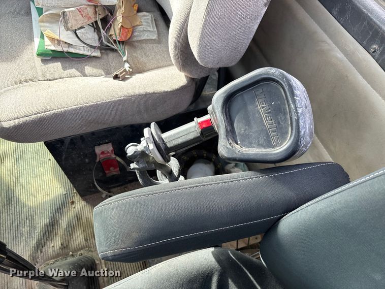 image for item FB3273 2004 Kenworth T800 ready mix truck