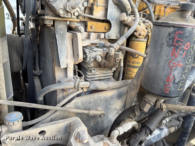 image for item FB3273 2004 Kenworth T800 ready mix truck