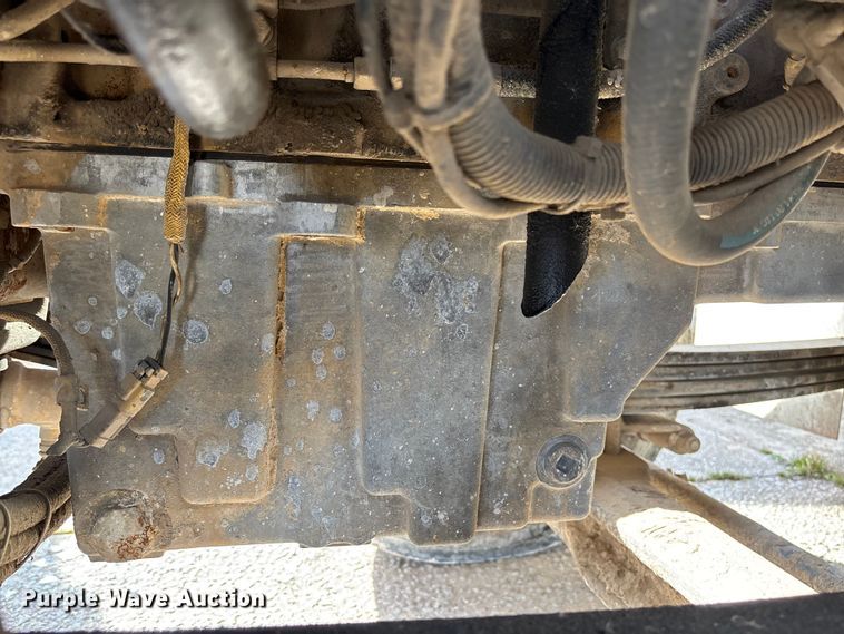 image for item FB3273 2004 Kenworth T800 ready mix truck