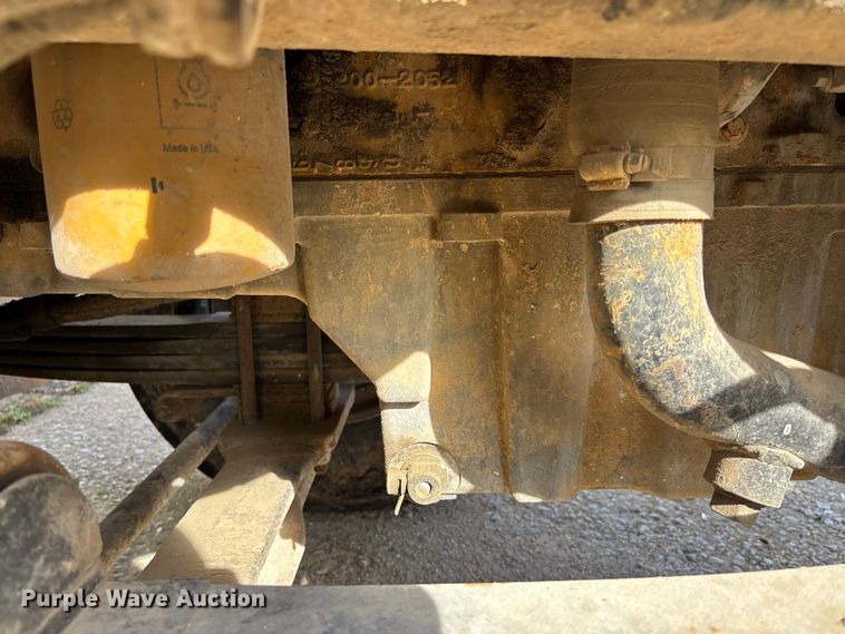 image for item FB3273 2004 Kenworth T800 ready mix truck