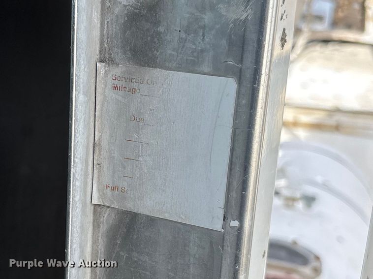 image for item FB3273 2004 Kenworth T800 ready mix truck