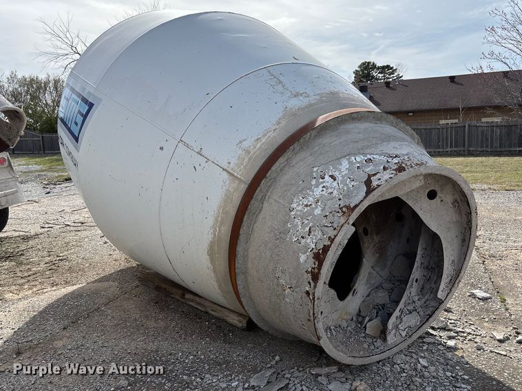 image for item FB3273 2004 Kenworth T800 ready mix truck