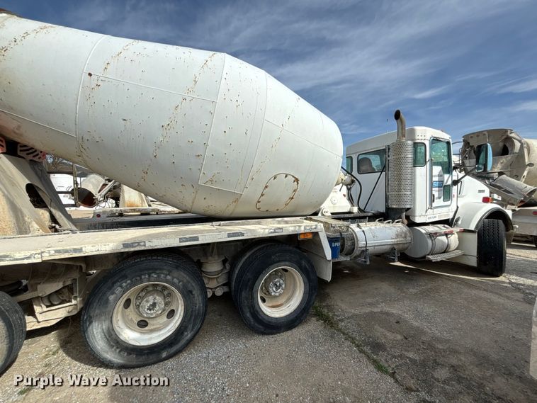image for item FB3274 2005 Kenworth T800 ready mix truck