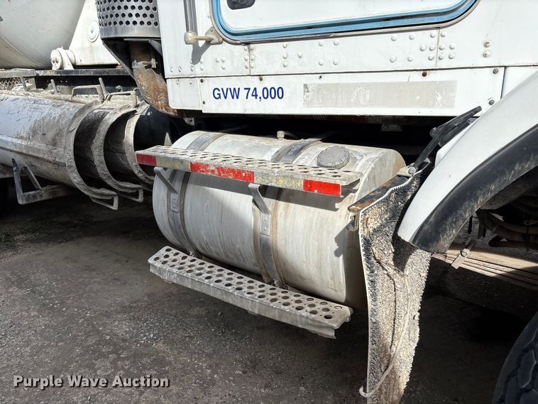 image for item FB3274 2005 Kenworth T800 ready mix truck