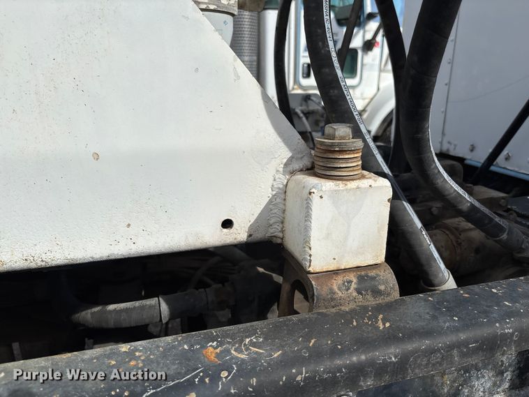 image for item FB3274 2005 Kenworth T800 ready mix truck