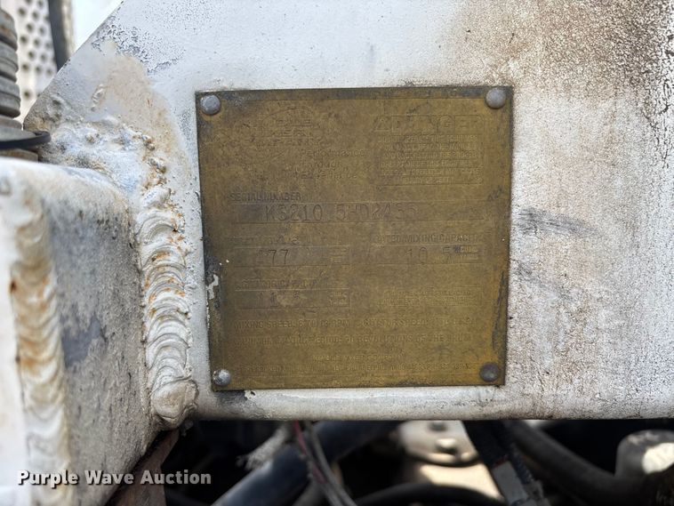 image for item FB3274 2005 Kenworth T800 ready mix truck